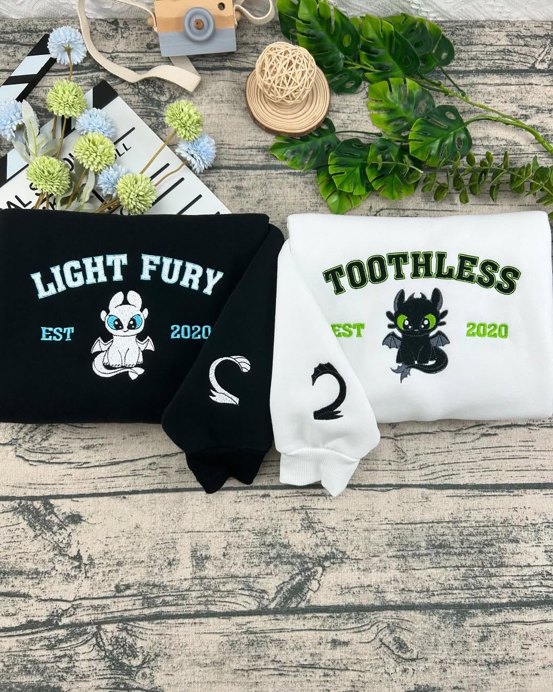 Set de cuplu - Toothless & Light Fury